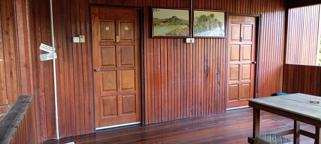 Country House Pulai Holiday Village Gua Musang Buitenkant foto