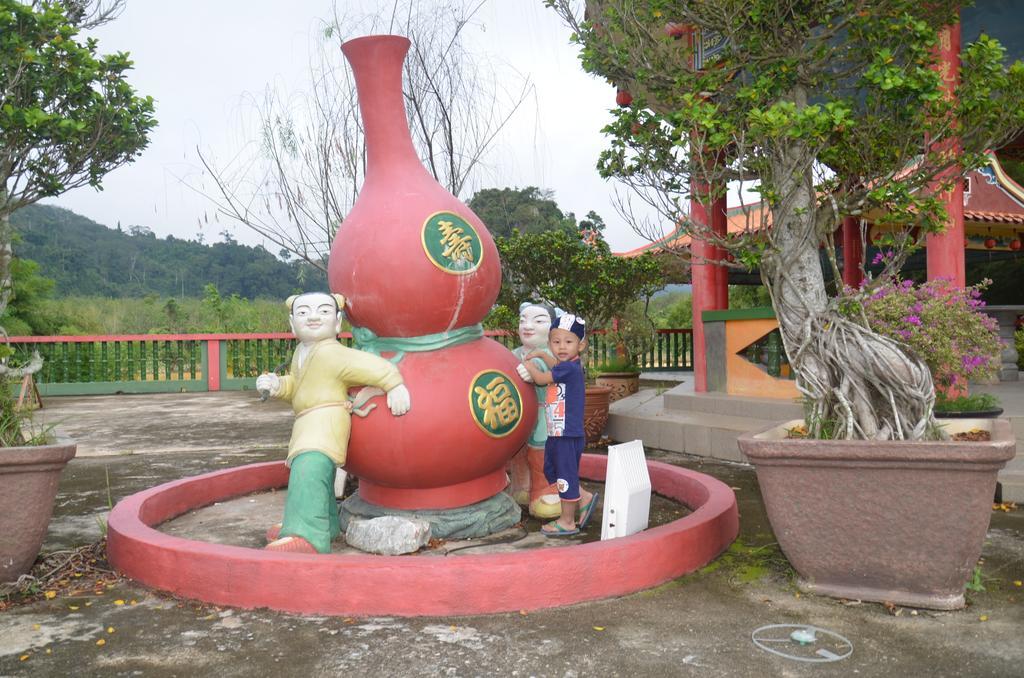 Country House Pulai Holiday Village Gua Musang Buitenkant foto